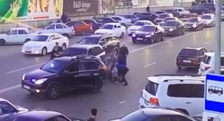 В Дагестане охранники министра МВД избили водителя