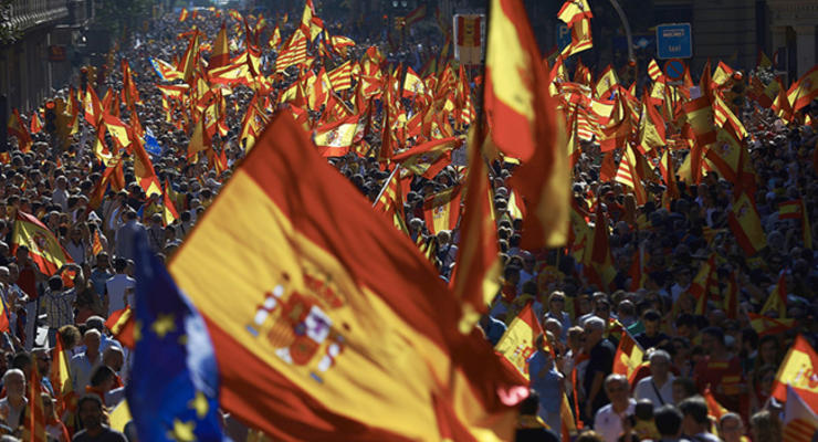 Мэр Барселоны просит Пучдемона не провозглашать независимость