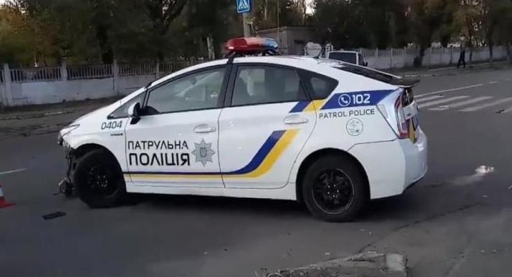 Полицейские в Днепре разбили служебную машину