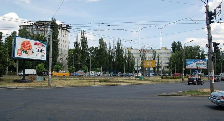 В Киеве переименовали часть улиц и площадь