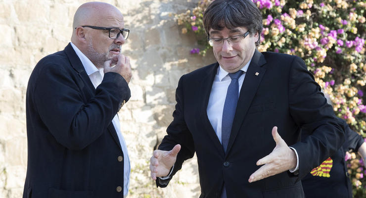Лидер Каталонии уклонился от ответа на ультиматум Мадрида
