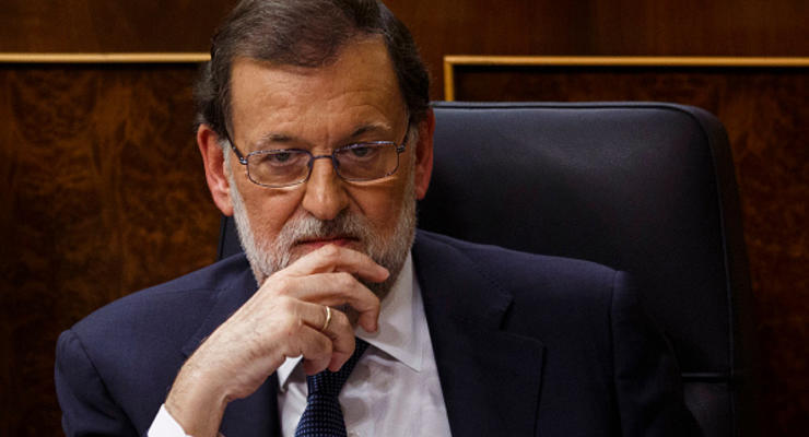 Мадрид решил распустить правительство и парламент Каталонии