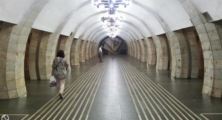 Метро Киева ограничит сегодня работу трех станций из-за футбола