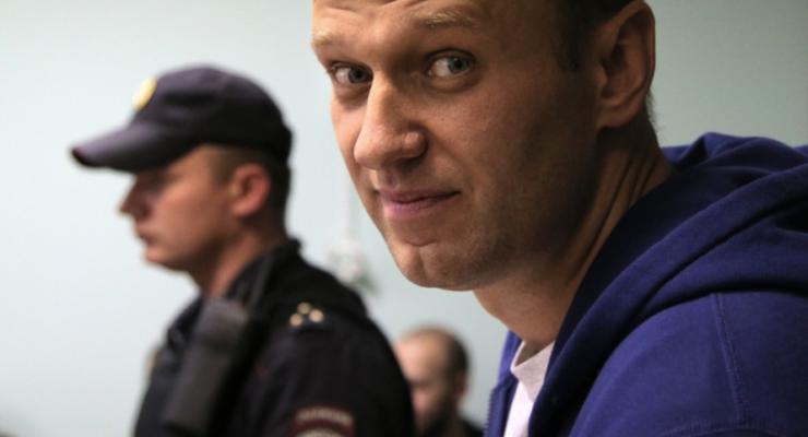 Навальный вышел на свободу после 20 суток ареста