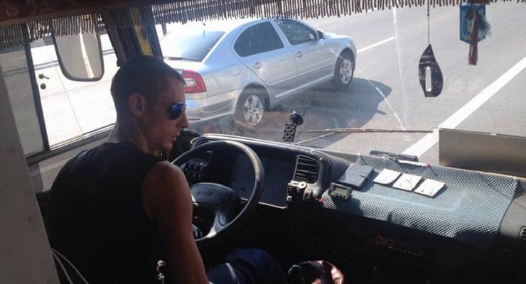 В Киеве наказали водителя маршрутки, унизившего мать АТОшника