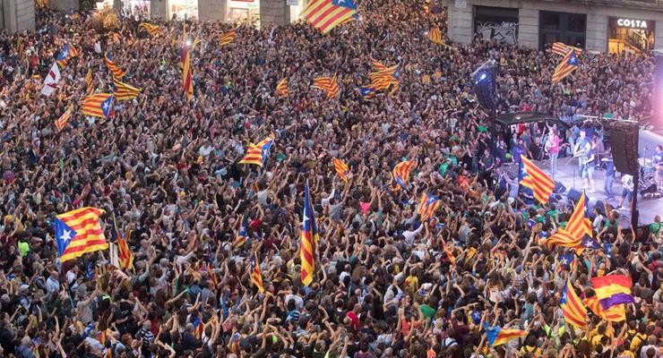 Европарламент осудил провозглашение независимости Каталонии