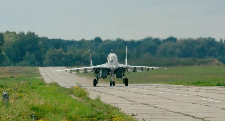 ВСУ получили 10 самолетов и новое вооружение