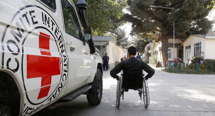 У Красного Креста пропало $5 млн пожертвований на борьбу с Эболой