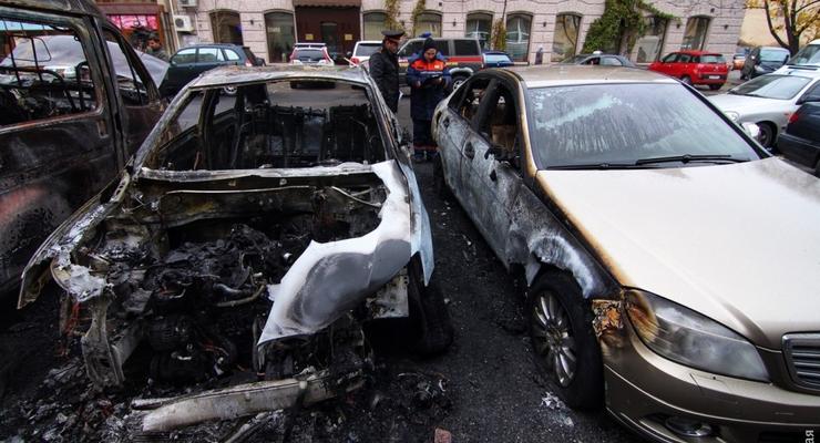 Массовые поджоги авто в Одессе назвали бандитскими разборками