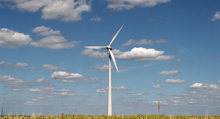 В Херсонской области запустили 12 ветрогенераторов