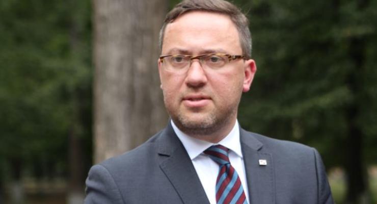 МИД Польши: Въезд запретили только чиновникам из Украины