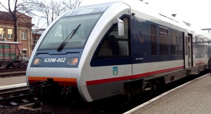 Укрзализныця запускает в Польшу еще один поезд