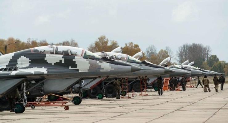 Киев перебросит на запад бригаду военной авиации