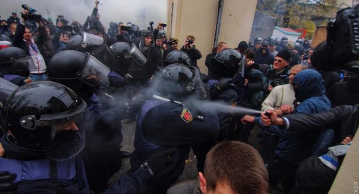 В Одессе митинг перерос в столкновения с полицией