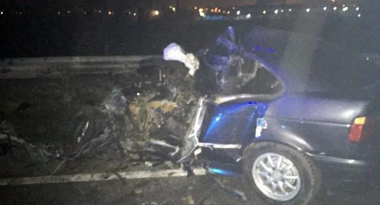 В Харькове столкнулись BMW и автобус, погиб человек