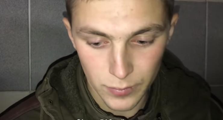 В Киеве солдаты ограбили прохожего