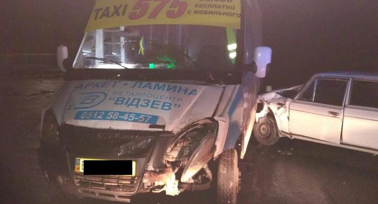В Николаеве семь человек пострадали в ДТП с участием маршрутки