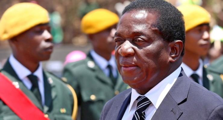 В Зимбабве Мугабе отстранили с поста главы правящей партии