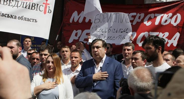 Саакашвили об экстрадиции: Порошенко мало не покажется