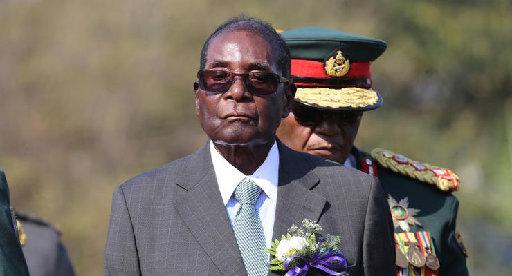 Парламент Зимбабве начал процесс импичмента Мугабе