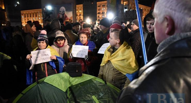 В годовщину Майдана полиция снесла палатки активистов