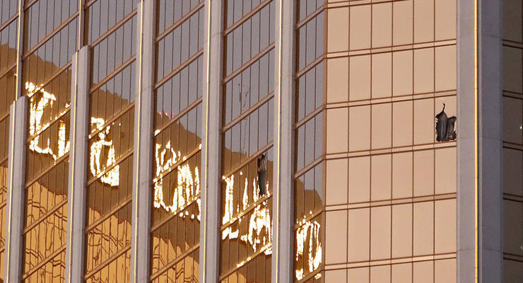 Стрельба в Лас-Вегасе: Пэддок совершил свыше 1000 выстрелов