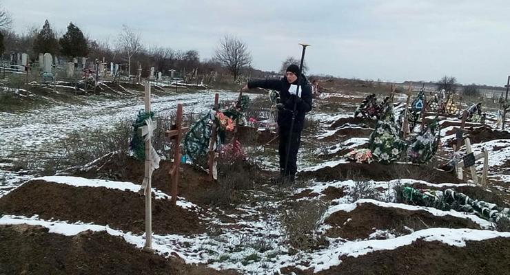 В Запорожье участникам АТО выделили землю на кладбище