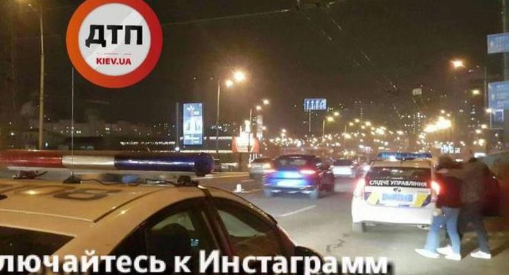В Киеве автомобиль сбил пьяного пешехода