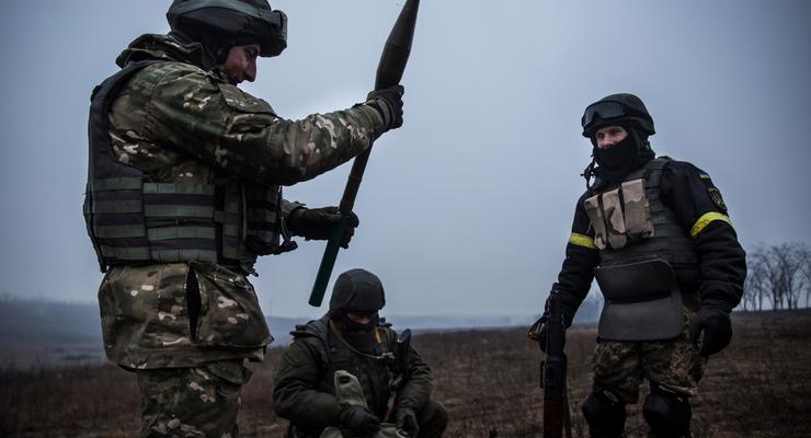 Штаб АТО: За сутки погибли два украинских бойца