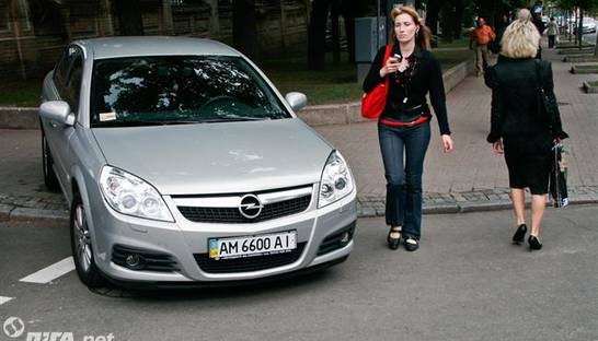 Киевсовет хочет запретить парковку на 68 улицах: список