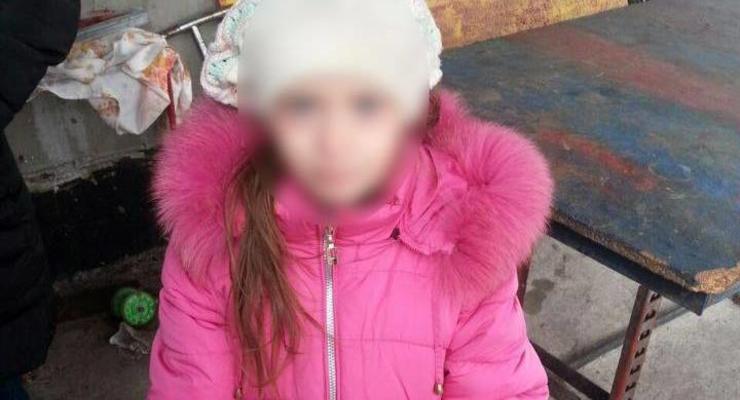 В Днепре 8-летняя девочка вызвала полицию для защиты от друга отца