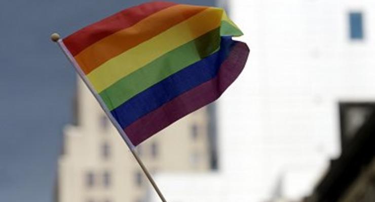 В России церковь официально запретила венчание трансгендеров