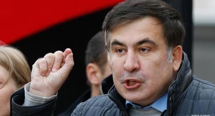 В Киеве началось вече Саакашвили и его сторонников