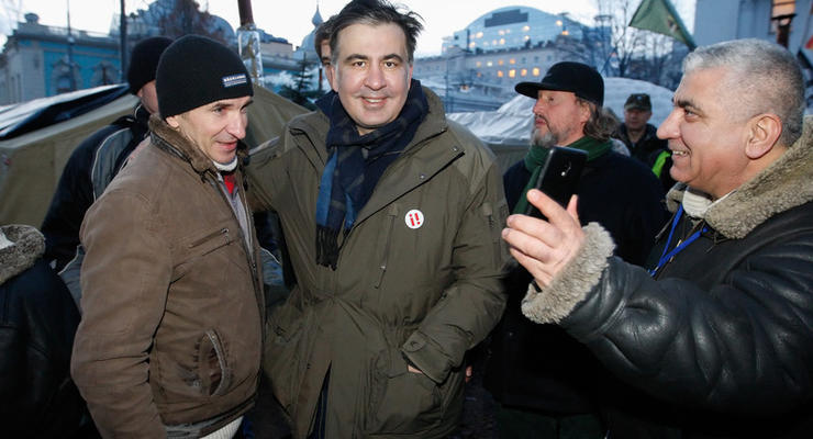 Саакашвили прорывался в отель, чтобы помыться - Геращенко