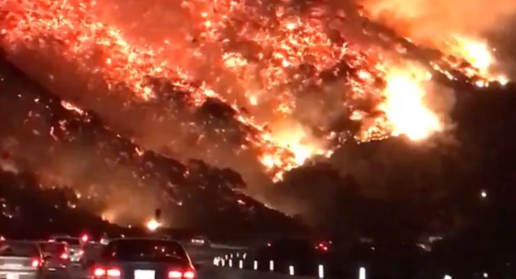 Жуткие кадры пожаров в Калифорнии напомнили ад