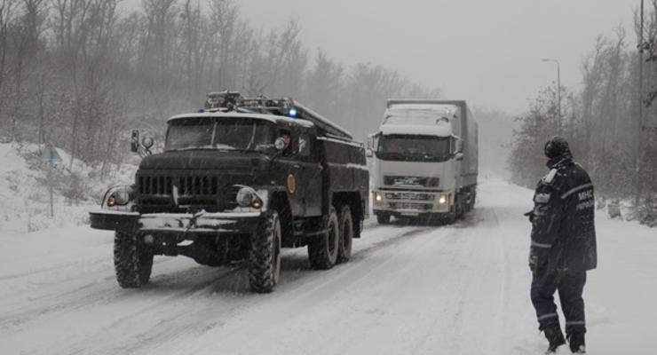 На трассе Киев-Чоп ограничили движение