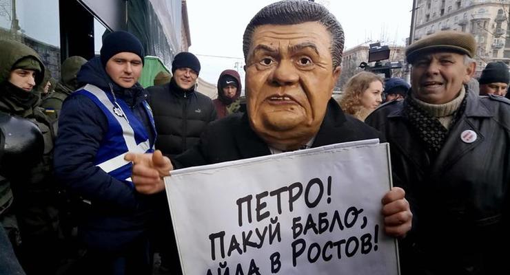 Появились видео стычек между полицией и сторонниками Саакашвили