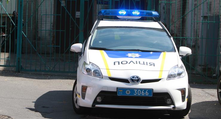 На Львовщине полицейские пытались остановить водителя, уснувшего за рулем