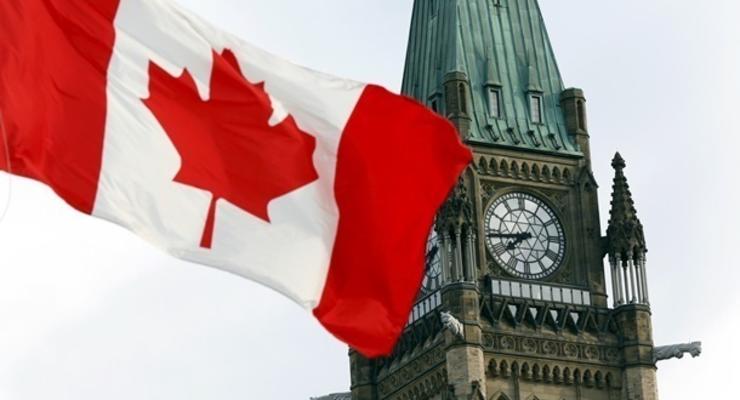 Парламент Канады рекомендовал правительству отменить визы для украинцев