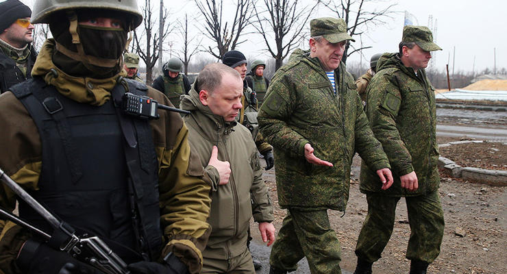 Зачем Кремль вывел своих военных из СЦКК