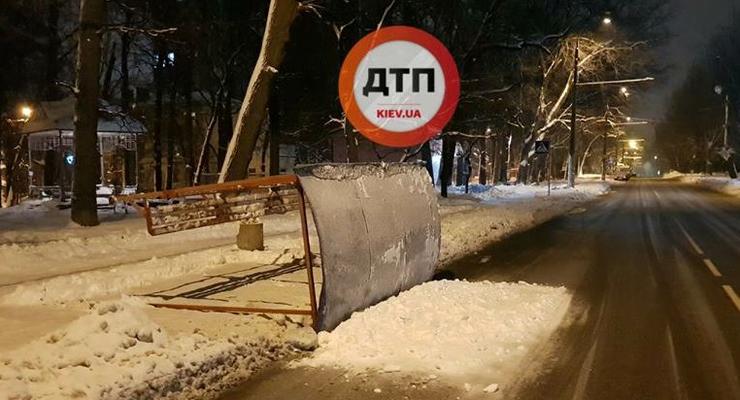 В Киеве рухнула остановка транспорта