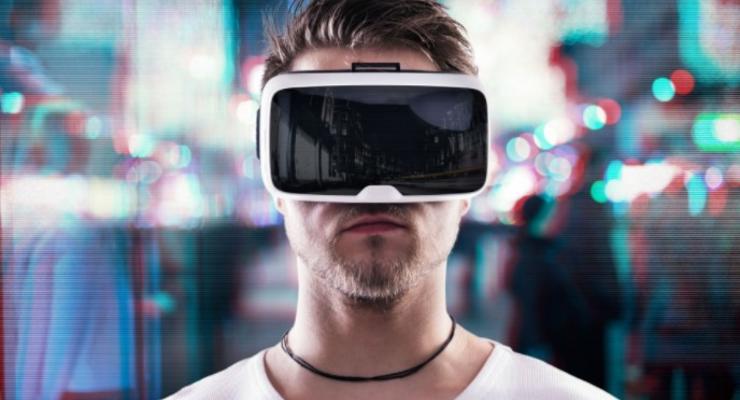 Житель Москвы погиб из-за очков виртуальной реальности