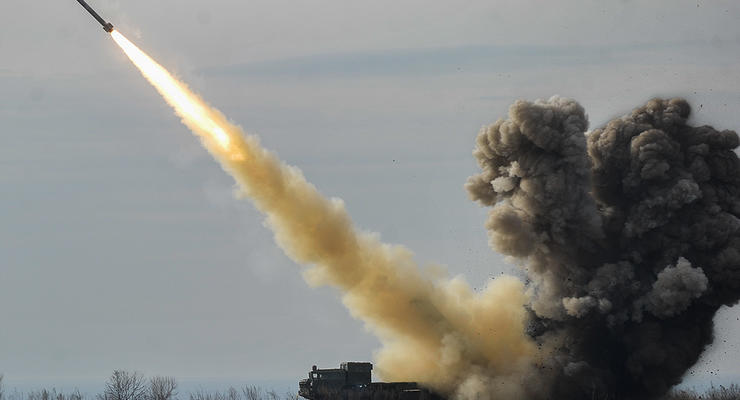 Мощное оружие: Турчинову показали испытания ракет Ольха