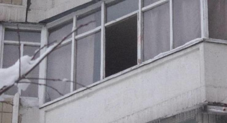 Спасаясь от собутыльника с ножом, киевлянин выпрыгнул с седьмого этажа и выжил