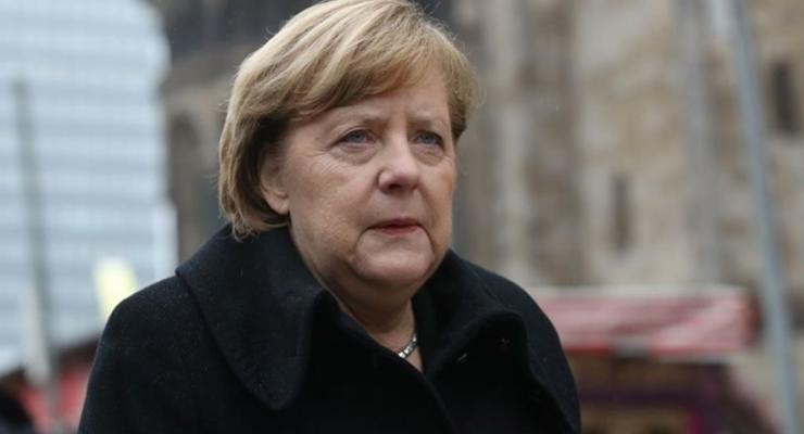 Половина немцев хотят отставки Меркель до завершения ее срока