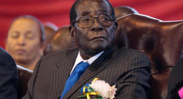 В Зимбабве опубликовали данные о льготах Мугабе