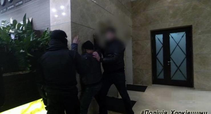 В Харькове полиция задержала двух сутенеров-иностранцев