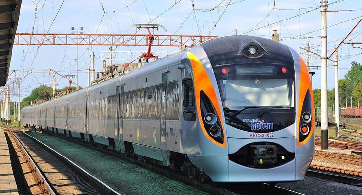 Поезд Запорожье-Киев задымился в пути