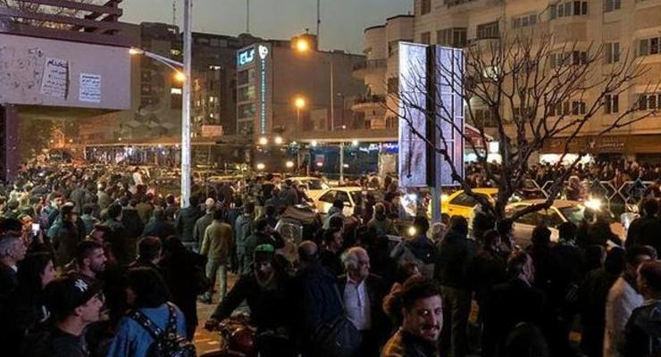 В ходе протестов в Иране погибли более 20 человек