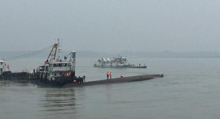 Два судна столкнулись у берегов Китая